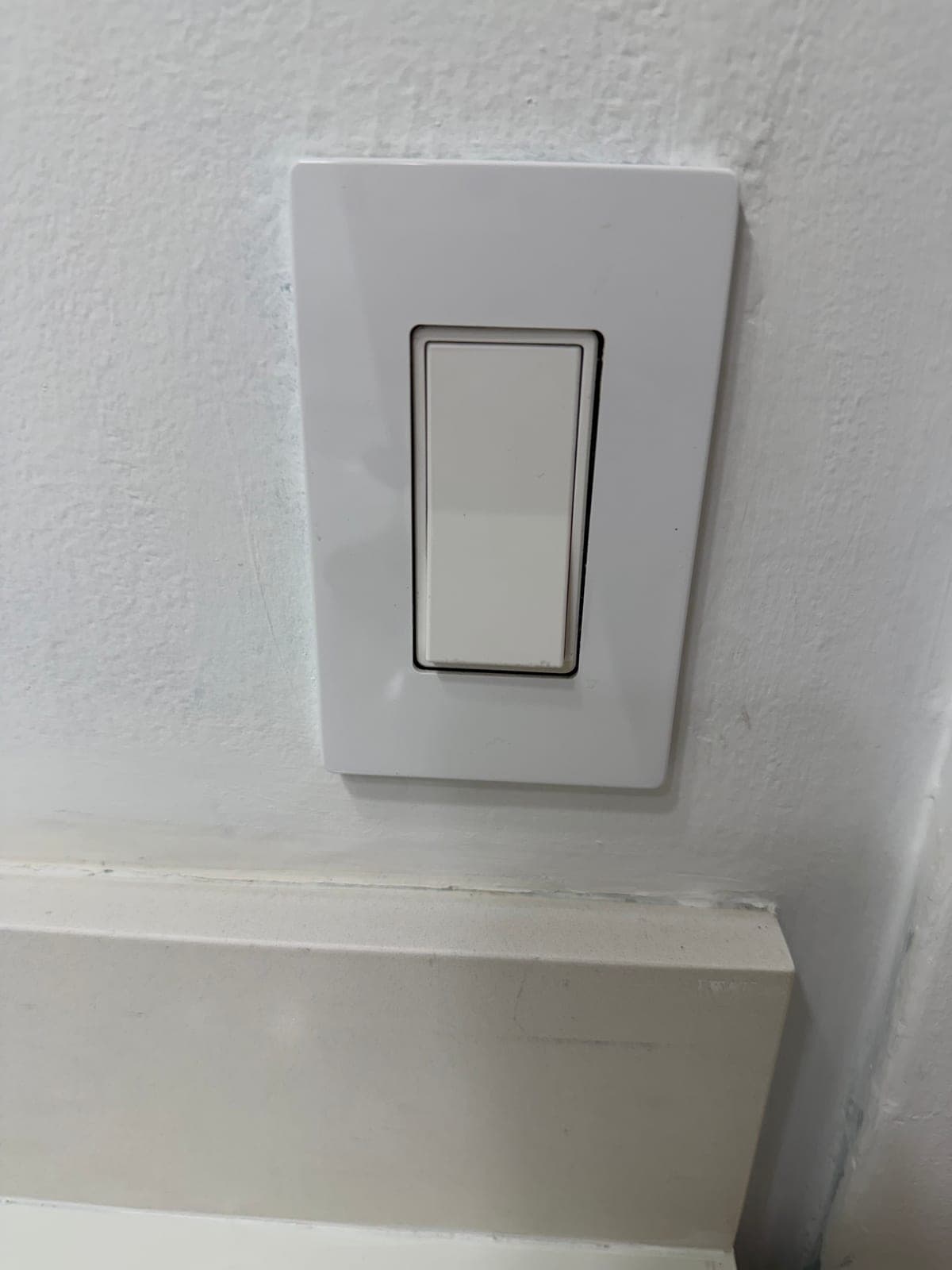 Modern White Decora Light Switches – Set of 11